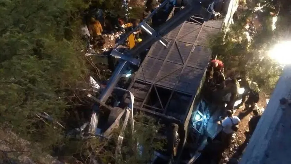 Muerte de los 43 gendarmes: en un insólito fallo, absolvieron a todos los jefes acusados por el accidente