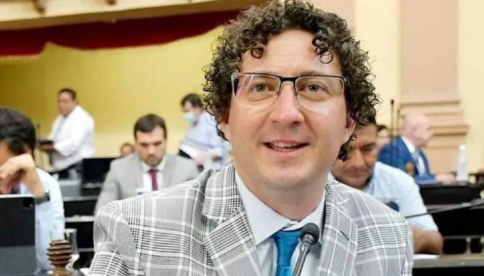 Elecciones Legislativas en Salta: por la senaduría, Sergio Salvatierra buscará revancha ante Kety Rosso
