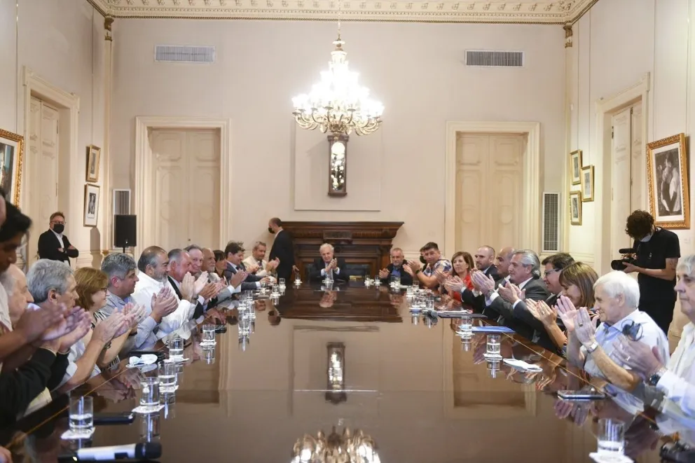 Salario Mínimo, Vital y Móvil: aprobaron un aumento y alcanzará los 156.000 pesos en diciembre