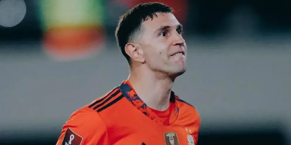 |VIDEO| Dibu Martínez lanzó una inespreada queja al ver sus estadísticas en el EA Sports FC 24 