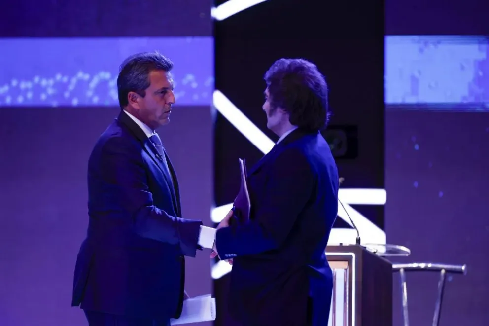 Debate presidencial | El comentario de Sergio Massa sin micrófono que irritó a Javier Milei