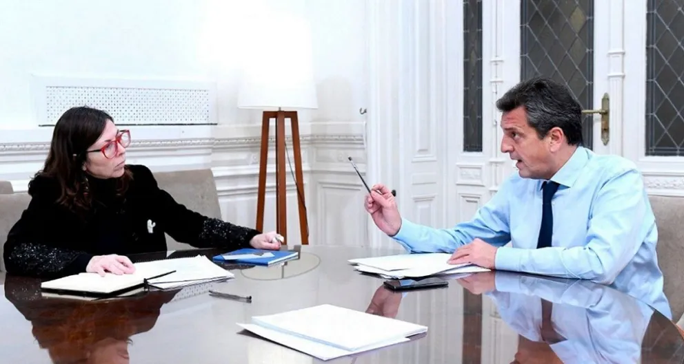 Escándalo en el Banco de la Nación: contratación millonaria de numeróloga ocasiona despido de la gerente
