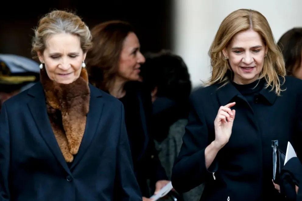 Así fue la fiesta por la mayoría de edad de las infantas Cristina y Elena: nada que ver con la de la princesa Leonor