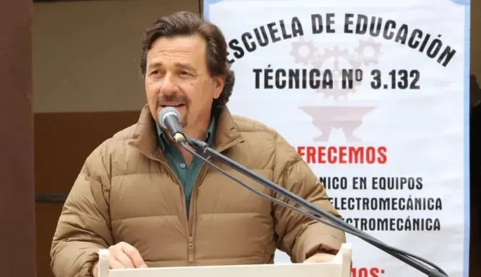 Gustavo Sáenz advierte: "El voucher educativo es una mentira utópica e irrealizable"