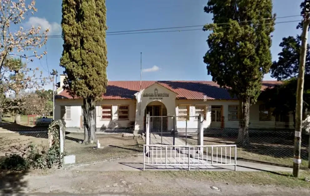 Salta: padres exigen reemplazo para maestra que no asiste a clases hace 2 años y siete meses