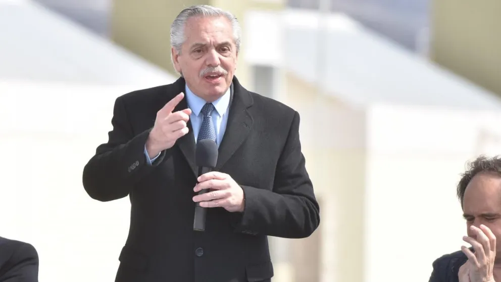 Alberto Fernández condenó los ataques a Israel y ordenó reforzar la seguridad de la comunidad judía     