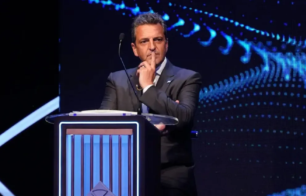 Debate Presidencial 2023| Sergio Massa: "Ya recibieron la devolución del IVA 16 millones y medio de argentinos"
