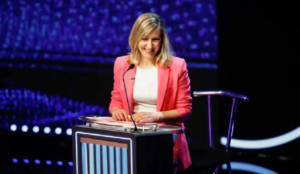 Debate Presidencial 2023| Myriam Bregman cruza a Massa: "¿Usted puede vivir con $124 mil pesos al mes como los jubilados?"