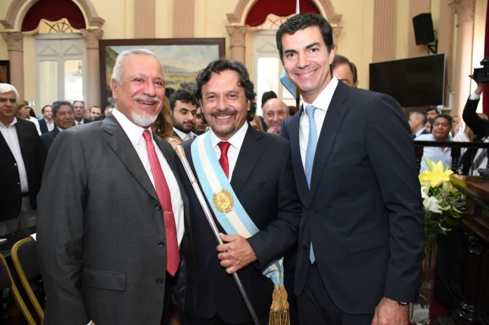 Gustavo Sáenz con exgobernadores: "Esta elección será la más importante desde el regreso de la democracia"