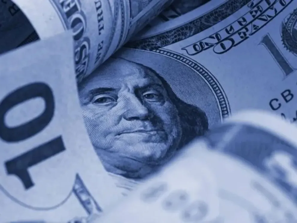 Dólar blue sin techo: rompió un nuevo récord y llegó a los $1000