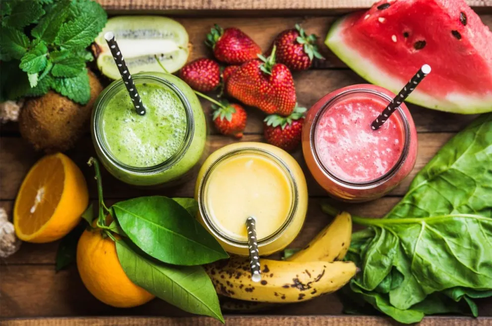 Perfectos para el calor: aprovechá estas cuatro recetas de los licuados de frutas más deliciosos