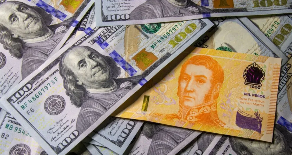 Dólar oficial y dólar blue: a cuánto abrió la cotización este martes 12 de diciembre