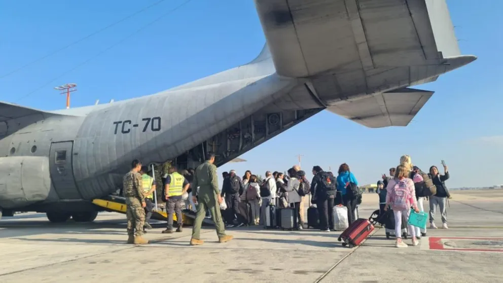 Ataque a Israel: llegó a Roma el primer grupo de argentinos repatriados