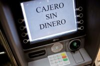 Fin de semana largo sin plata en los cajeros automáticos de la capital salteña