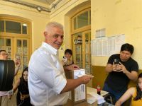Elecciones 2023 | Pablo Outes tras emitir su voto: "Vamos a estar decidiendo los primeros lugares"