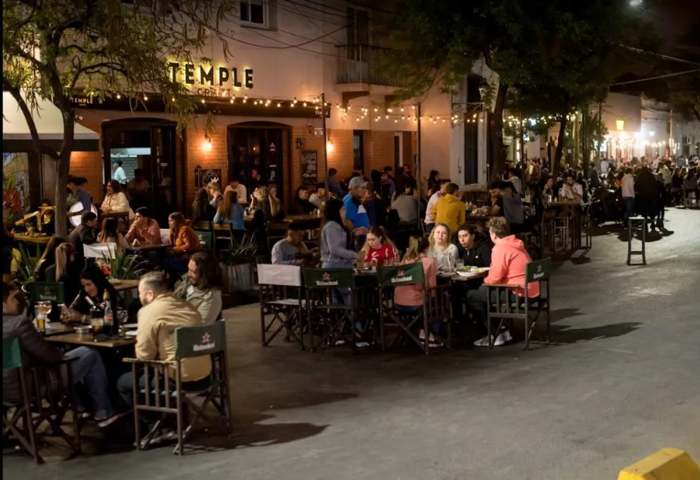 VIDEO| Tiroteo en el Paseo Güemes: ebrio abrió fuego contra los empleados de un bar     