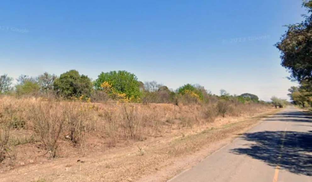 Hallaron a un hombre sin vida en una camioneta al costado de una ruta salteña 