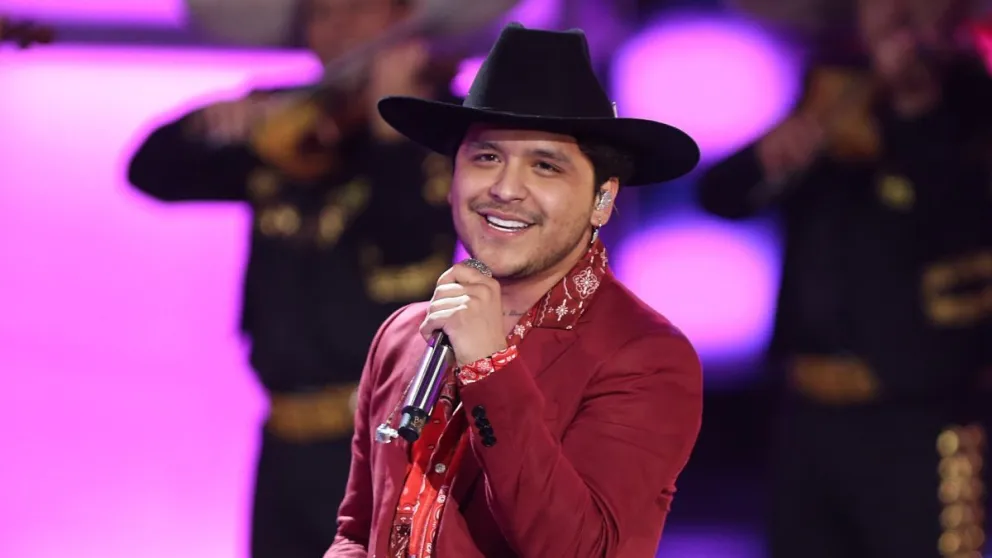 Christian Nodal sorprendió a Cazzu con este romántico y sofisticado regalo
