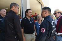 Gustavo Sáenz y el intendente Fernando Almeda recorrieron las zonas afectadas por el incendio en Cafayate