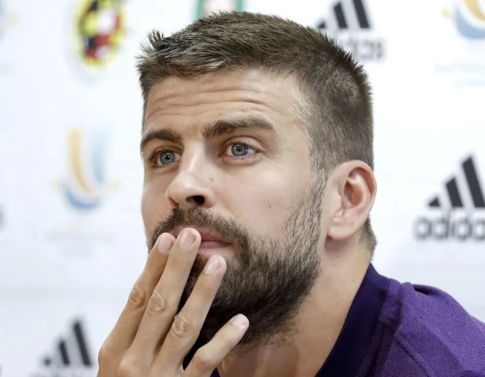 Se filtra una foto antigua de la familia de Gerard Piqué y genera una ola de comentarios
