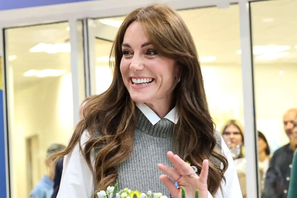 Kate Middleton sorprende a sus fanáticas con el precio de sus económicas zapatillas