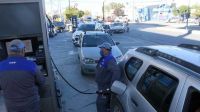 Persiste la escasez de combustible en Salta: largas filas y esperas interminables 