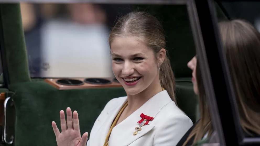 Está provocando muchos comentarios el gesto de la princesa Leonor mientras saludaba a las autoridades