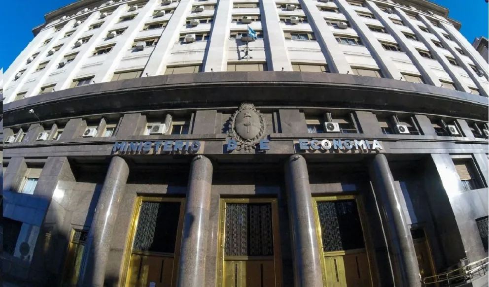 Gobierno anunció reducción de tarifas de luz: beneficios para usuarios de ingresos altos y medios