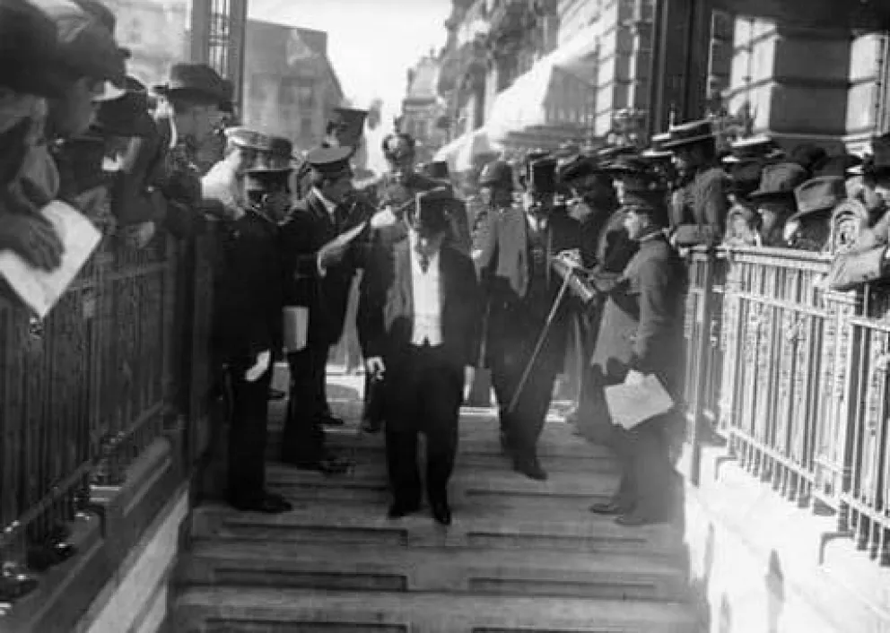 Las falsedades históricas en torno al doctor Victorino de la Plaza