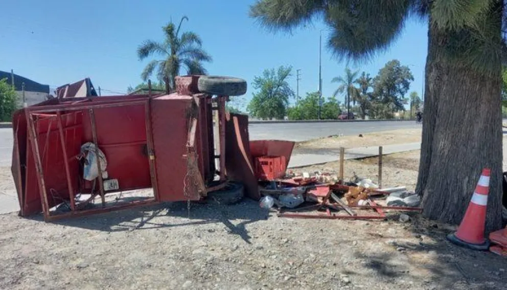 Conductor ebrio embistió a una pareja de vendedores ambulantes en Av. Paraguay: ambos están graves