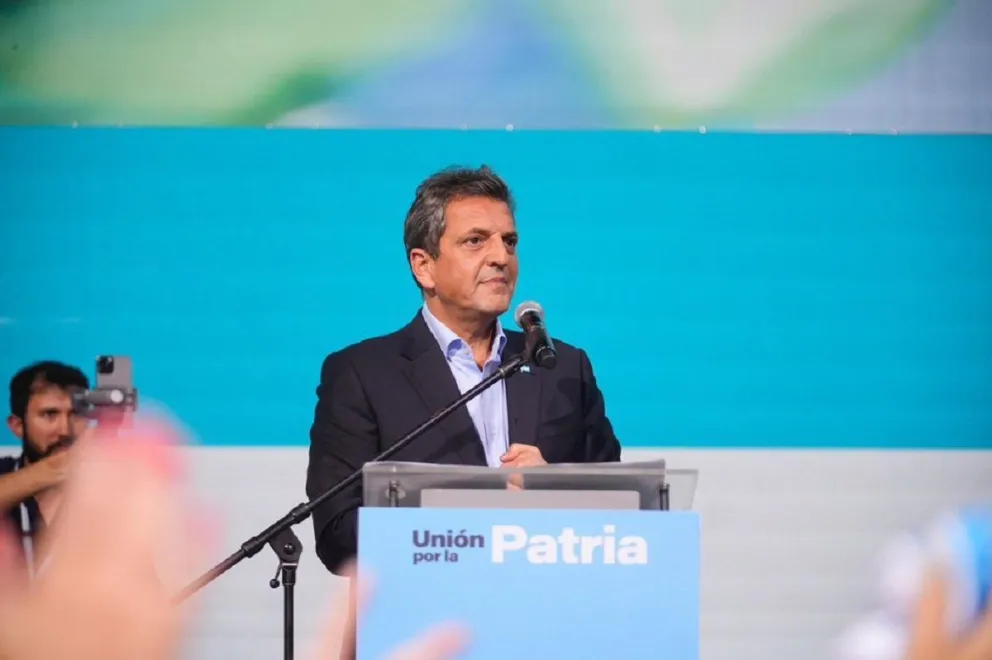 En la recta final de la campaña, Sergio Massa visita Córdoba y Santa Fe con un mensaje 'anti grieta'