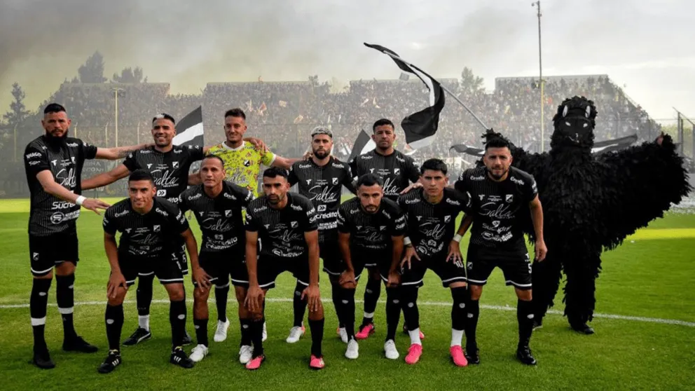Preocupación en Central Norte: evalúan operar a una de las figuras del equipo