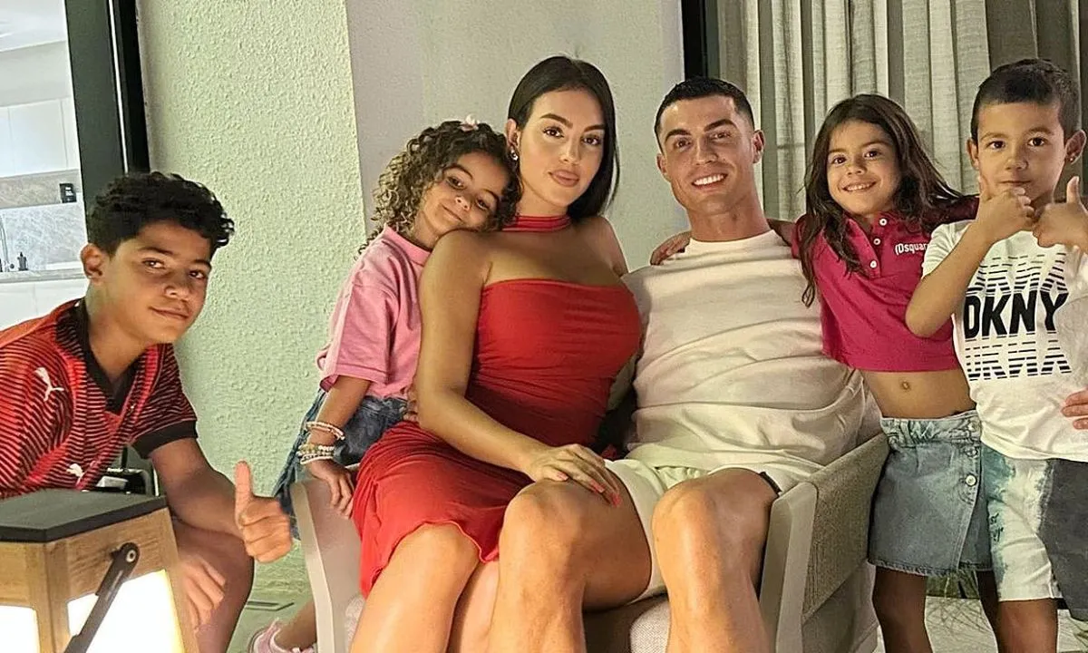 CRISTIANO Y GEORGINA