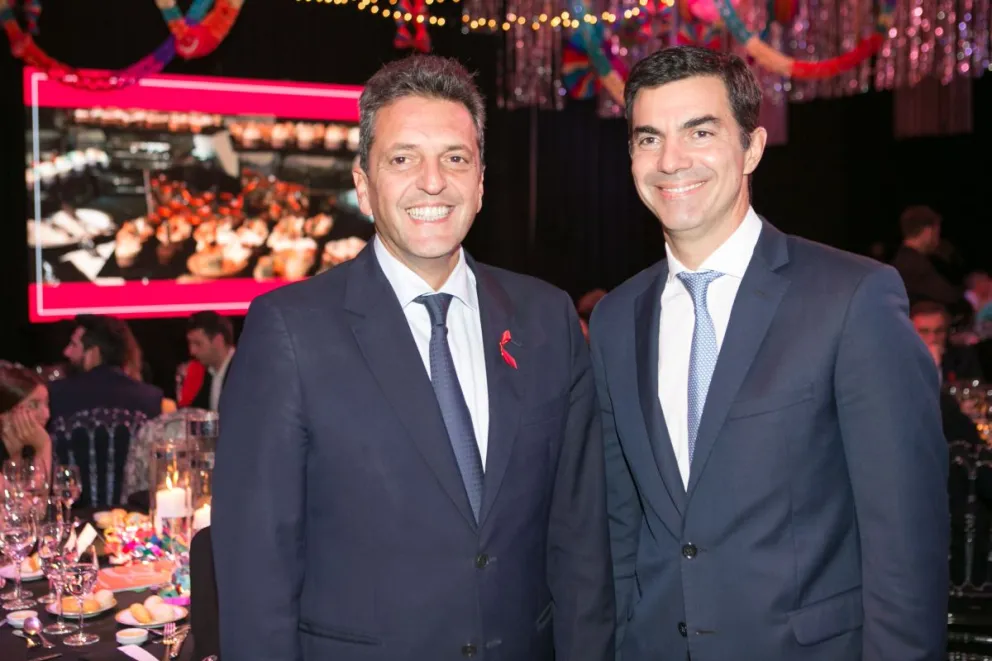 Juan Manuel Urtubey le devolvió el guiño a Sergio Massa y anunció que lo apoyará en el balotaje     