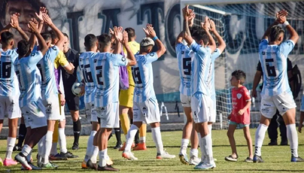 Gimnasia y Tiro cayó ante Defensores de Belgrano y quedó fuera del reducido