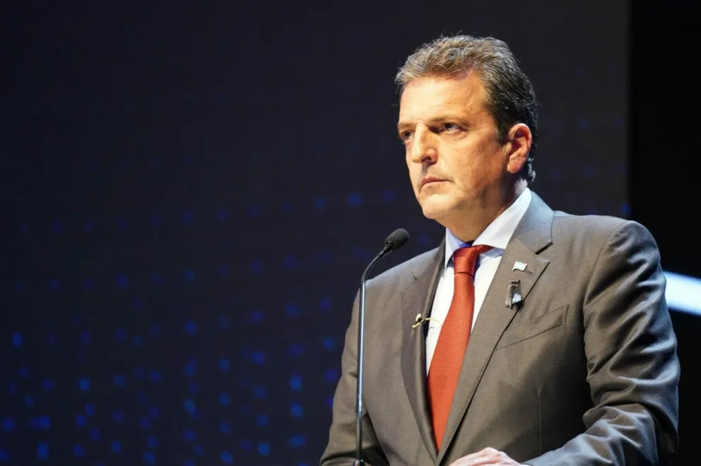 Debate presidencial 2023| Sergio Massa: "Me comprometo con las mujeres por la igualdad de remuneración" 