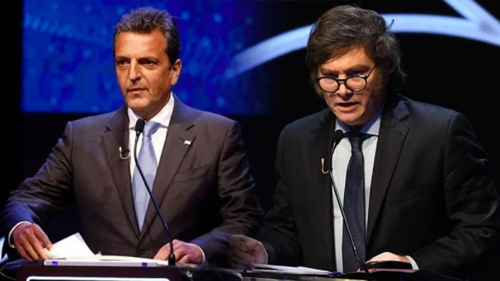 Debate presidencial| Javier Milei chicaneó a Massa:  "Si fueras pinocho ya me hubieras lastimado un ojo"