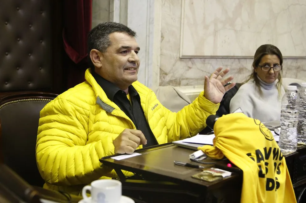 Alfredo Olmedo chicaneó a Sergio Massa tras el debate presidencial: "Parecía que estaba en Feliz Domingo"