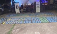 En un operativo conjunto, la policía de Salta incautó más de 400 kilos de cocaína en el norte del país