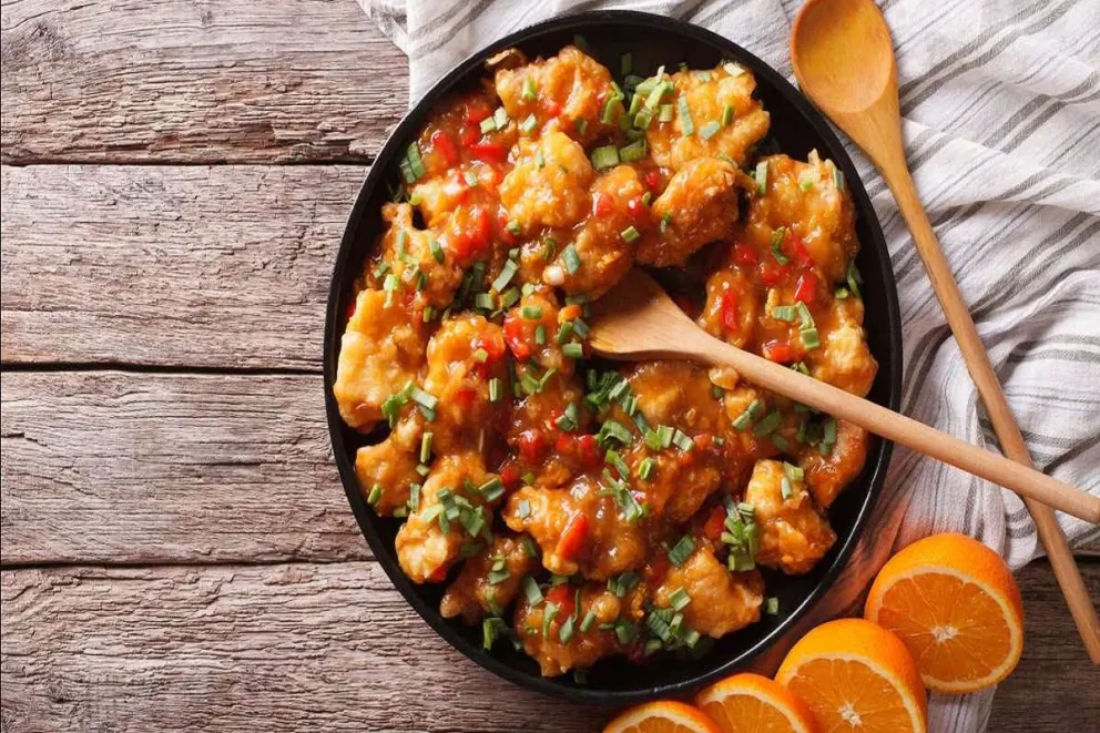 Con esta receta te decimos como hacer un jugoso pollo a la naranja 