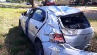 Grave accidente en Metán: una pareja resultó hospitalizada tras volcar con su auto en la ruta