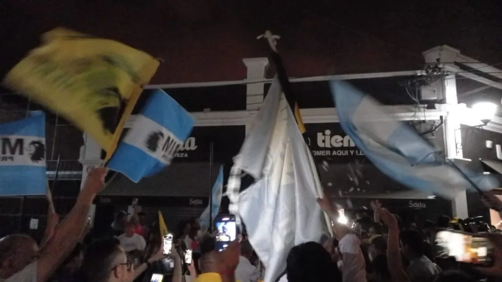 |Balotaje 2023| Clima de fiesta en el bunker de La Libertad Avanza tras triunfo de Javier Milei