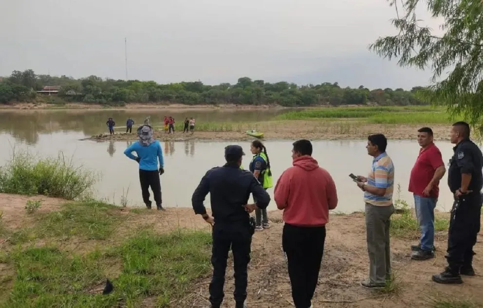 Tragedia en el río Bermejo: un hombre murió ahogado tras salvar a su hijo de 8 años