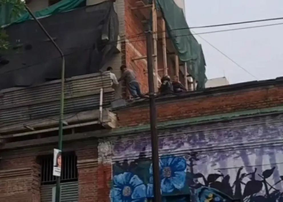 Un obrero cayó de un andamio en un edificio del macrocentro salteño