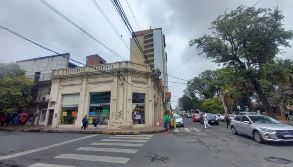 Explosión en calle Balcarce: gran parte de la zona afectada sigue sin luz