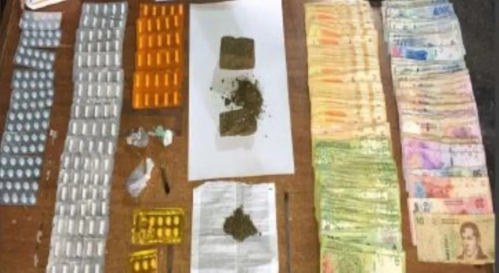 En un allanamiento en Salta fueron incautadas más de 6 mil dosis de drogas y elementos para su distribución