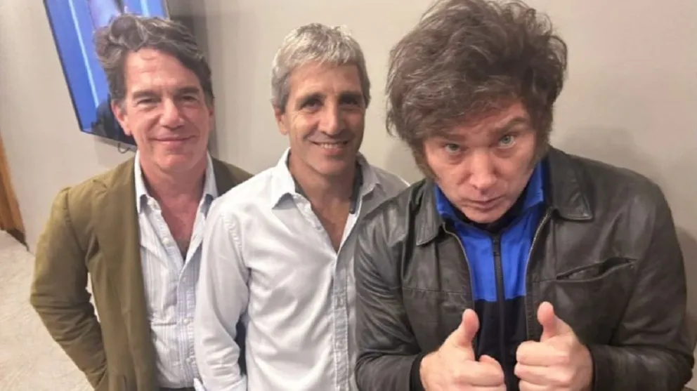 Javier Milei emprendió viaje a Estados Unidos junto a Luis Caputo y Nicolás Posse