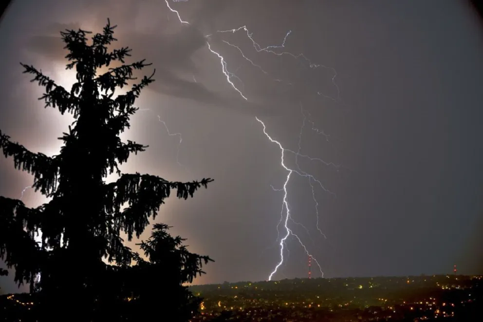 |ALERTA AMARILLA| Tormentas eléctricas y granizo amenazan a toda la provincia: rige un nuevo alerta meteorológico
