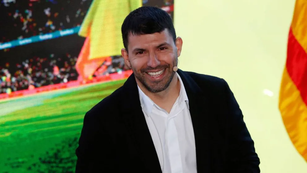 La polémica defensa del Kun Agüero hacia Javier Milei, quien fue criticado por viajar en avión privado