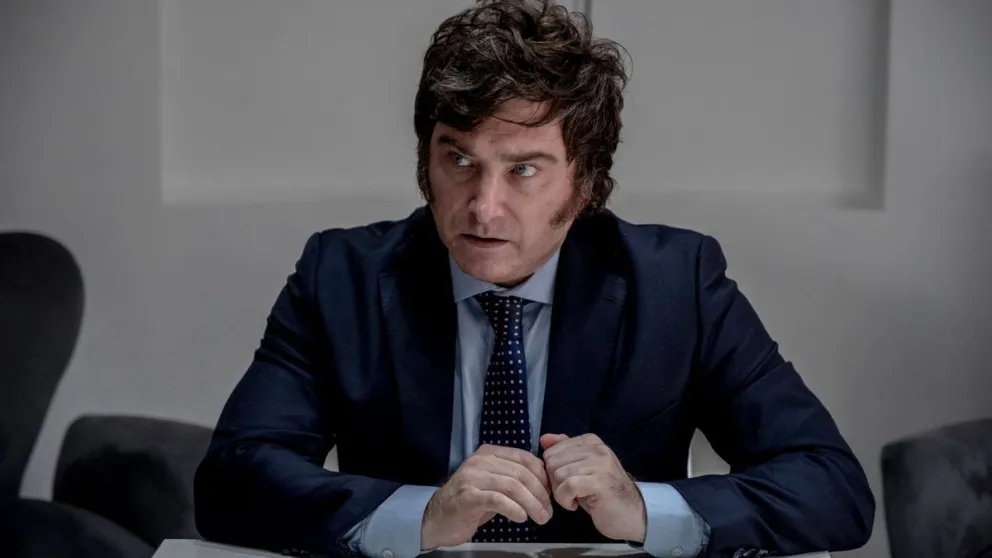 El tarot reveló impactantes detalles sobre el futuro amoroso de Javier Milei: ¿Victoria Vannucci o Fátima Flórez?